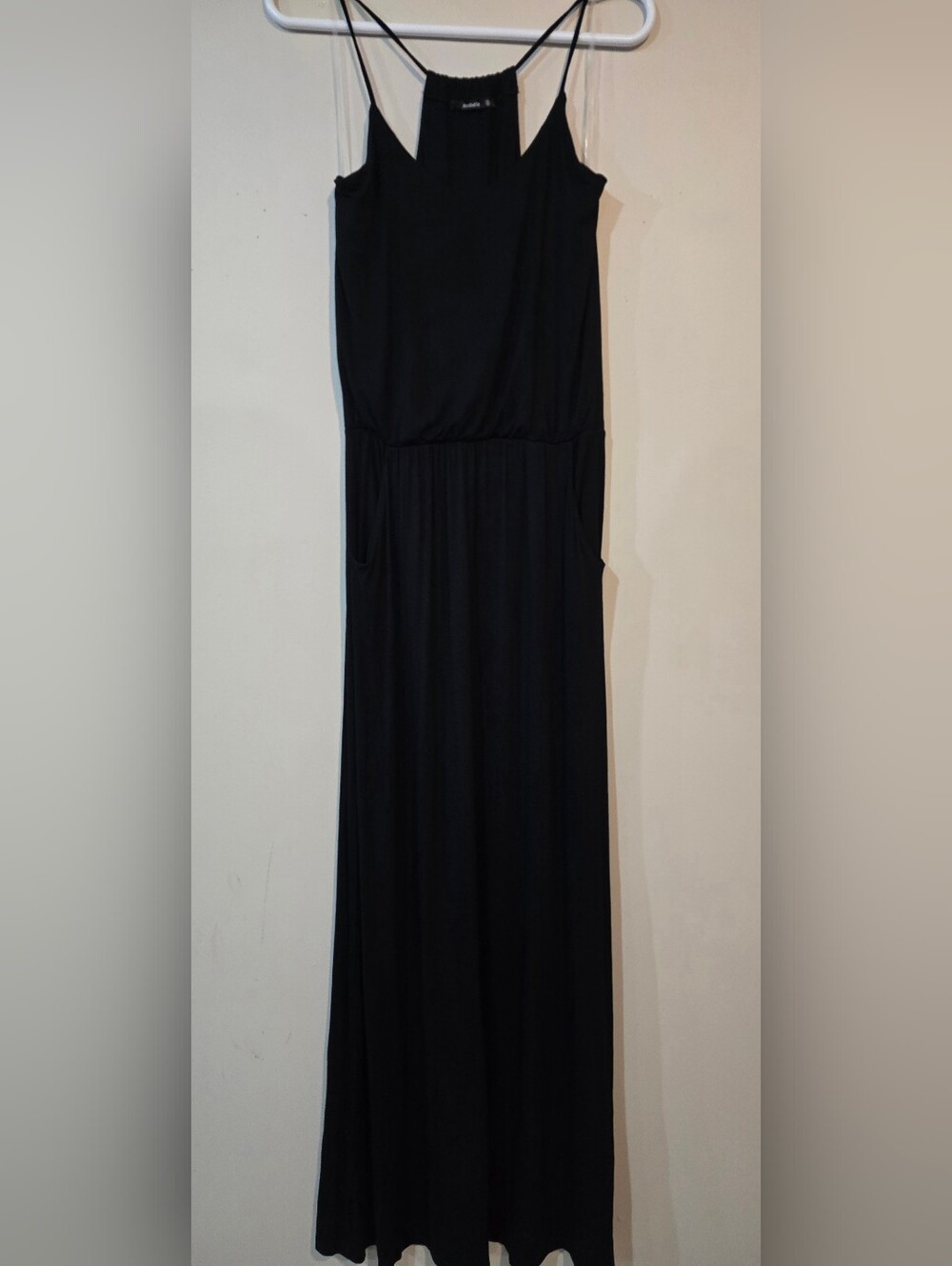 Annabelle Black Maxi Dress with Pockets. Women's Small.